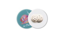 ColoBadge, insignă cu magnet, alb